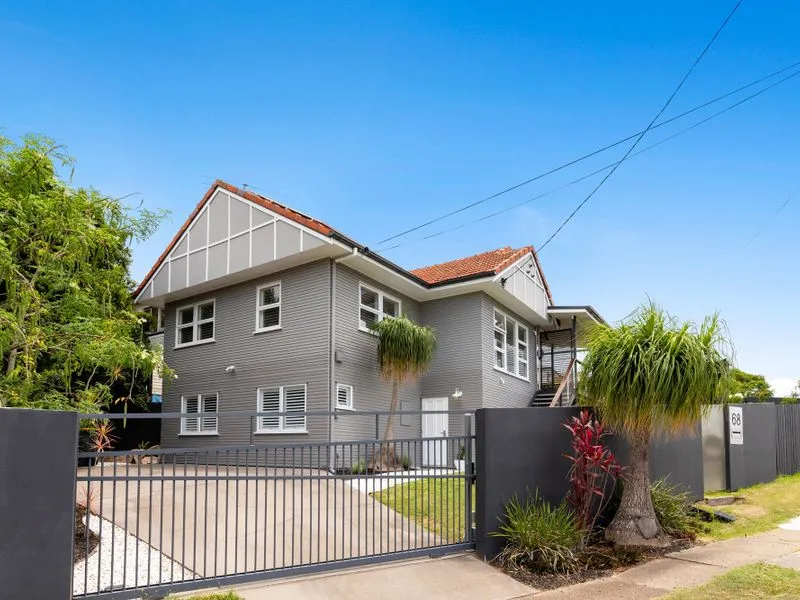 Indoor-outdoor family perfection!
