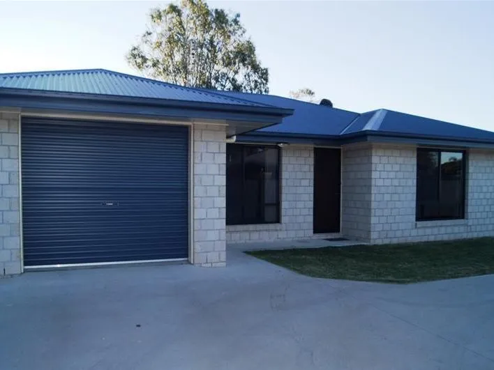 STYLISH, LOW MAINTENANCE AND SUPERB LOCATION