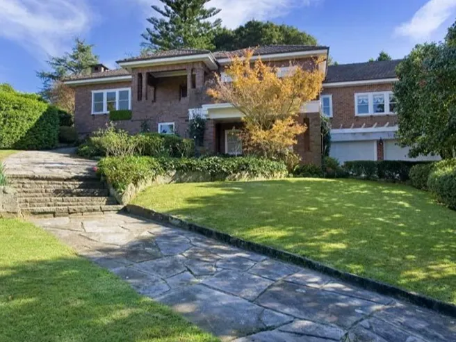 Spacious Two Bedrooms Flat In The Best Location 