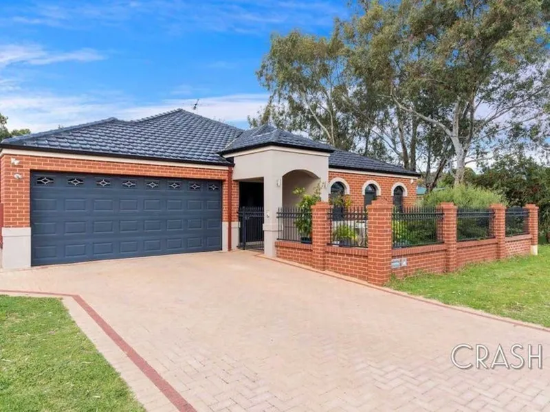 4 Bedroom, 2 Bathroom House in Maddington with Fenced Yards and Double Lock Up Garage