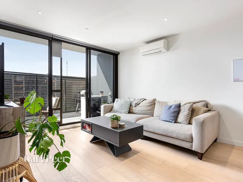 Contemporary living in the heart of Elwood