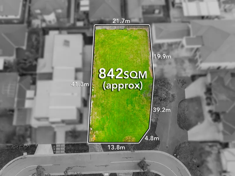 Prime Opportunity on 842sqm (approx) in the Prestigious Albert Park Way