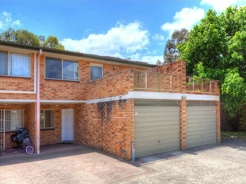 Three Bedroom! Three Bathroom!