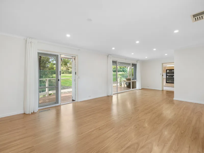 Golf Court View & Zoned for Box Hill High School
