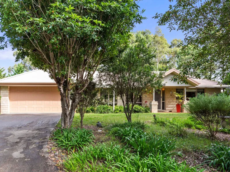 A Lovely Family Home On A Large Picturesque Block