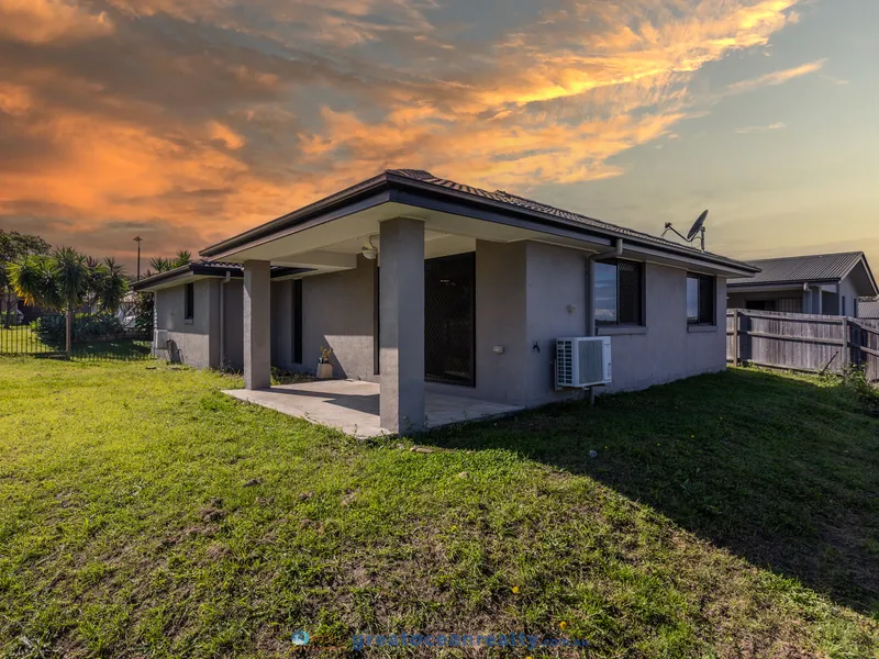Modern Family Home Close to Highland Reserve State School