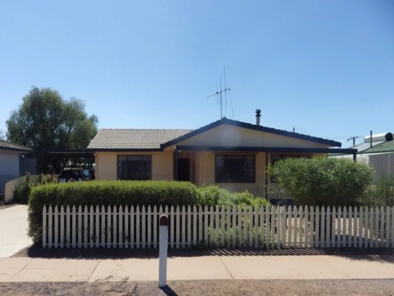 LOVELY FAMILY HOME !