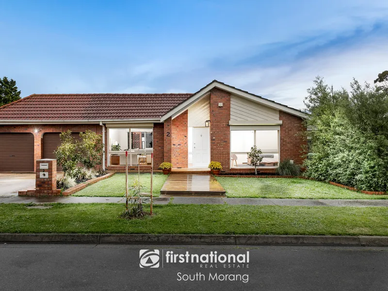 Contemporary Home With Large Outdoor Entertaining Area