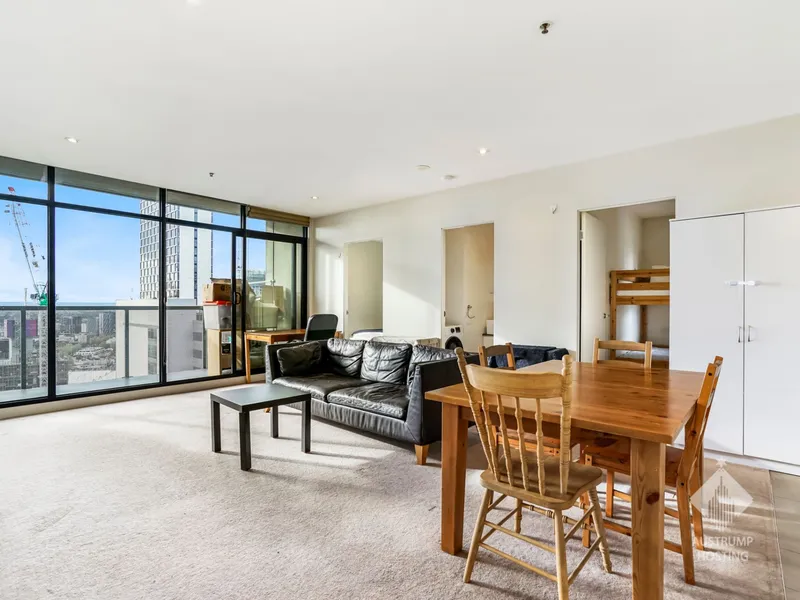 Fully Furnished 2 bedroom+2 bathroom apartment with a carpark