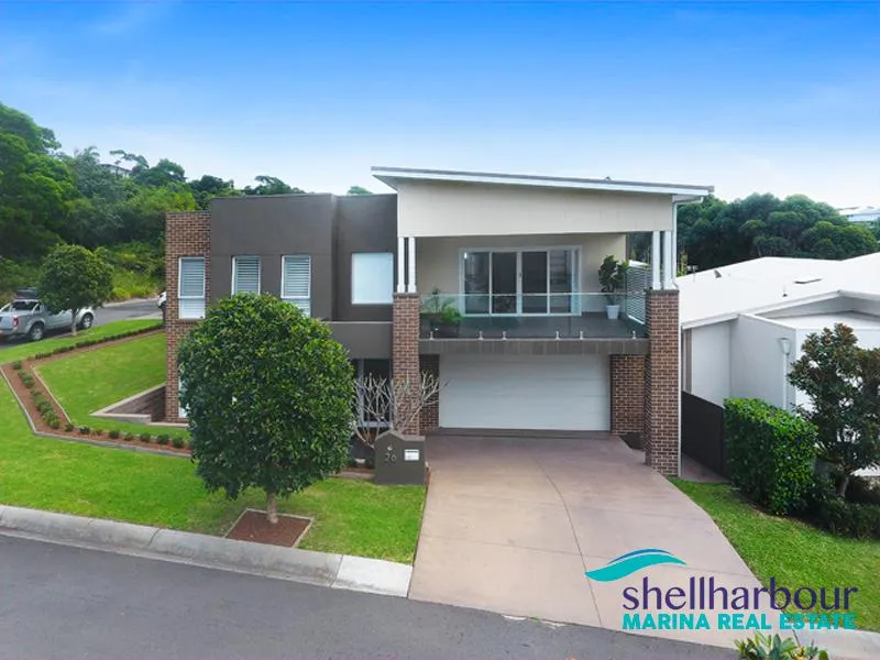 Sleek & Stylish Family Home in Private Lush Green Cul-de-sac