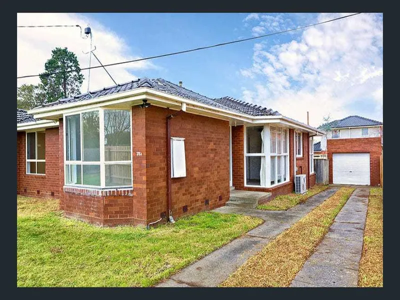 Three Bedroom Home in Mount Waverley School Zone