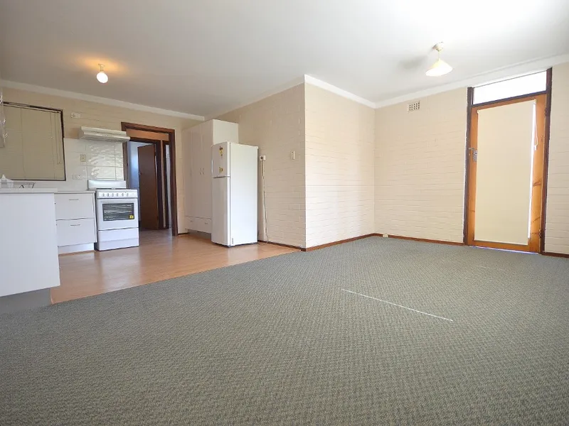 AMAZING 2X1 HOME 250m FROM UWA!