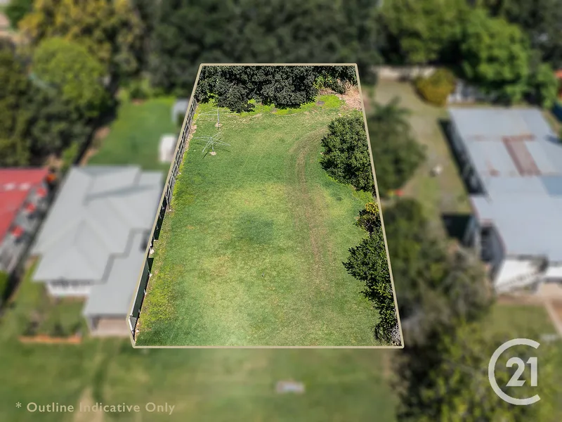 1,265m2 BLOCK - WALK TO LIMESTONE PARK