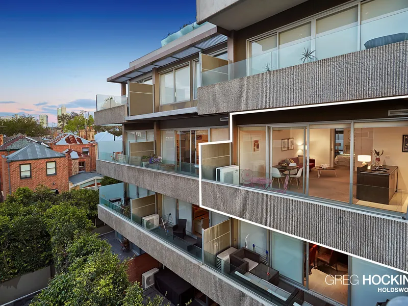 Modern & Bright With The City In Sight