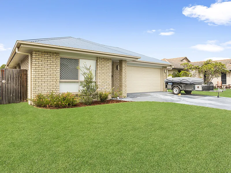 SELLERS CIRCUMSTANCES HAVE CHANGED - MUST BE SOLD - OUTSTANDING FAMILY HOME OR INVESTMENT- 4 Bed, 2 Bath, 2 Car with Side Access.