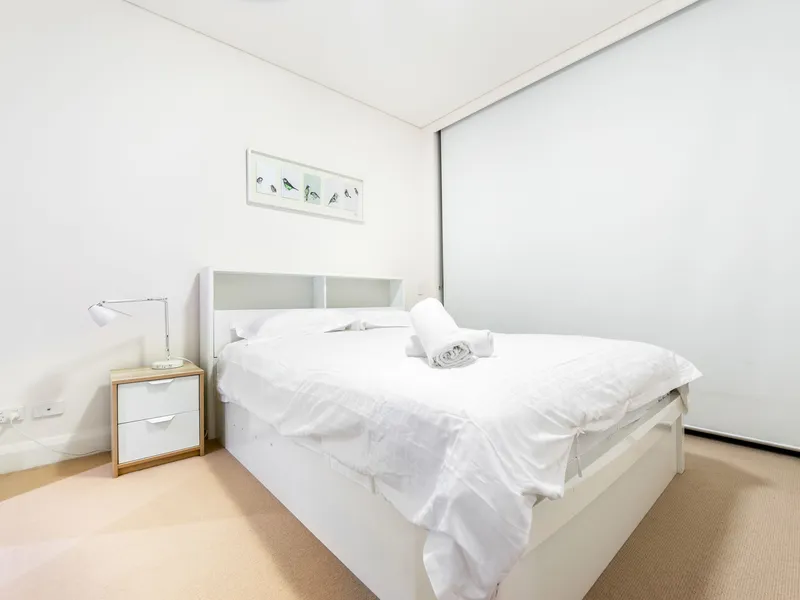 Rhodes one bedroom fully furnished apartment with flexible leasing terms
