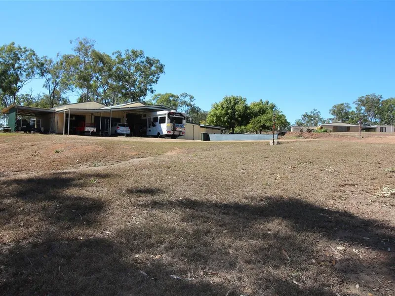 MACHINERY OPERATORS NEED A LARGE SHED LOOK NO FURTHER