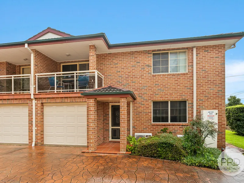 4 Bedroom Full Brick Townhouse in Convenient Location