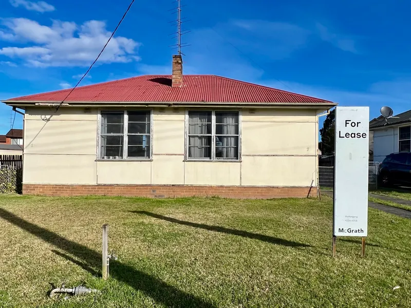 One Bedroom Duplex with Yard