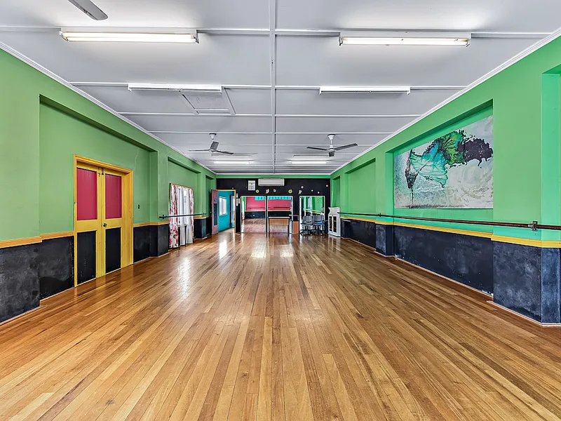 A Charming Property With Endless Opportunities