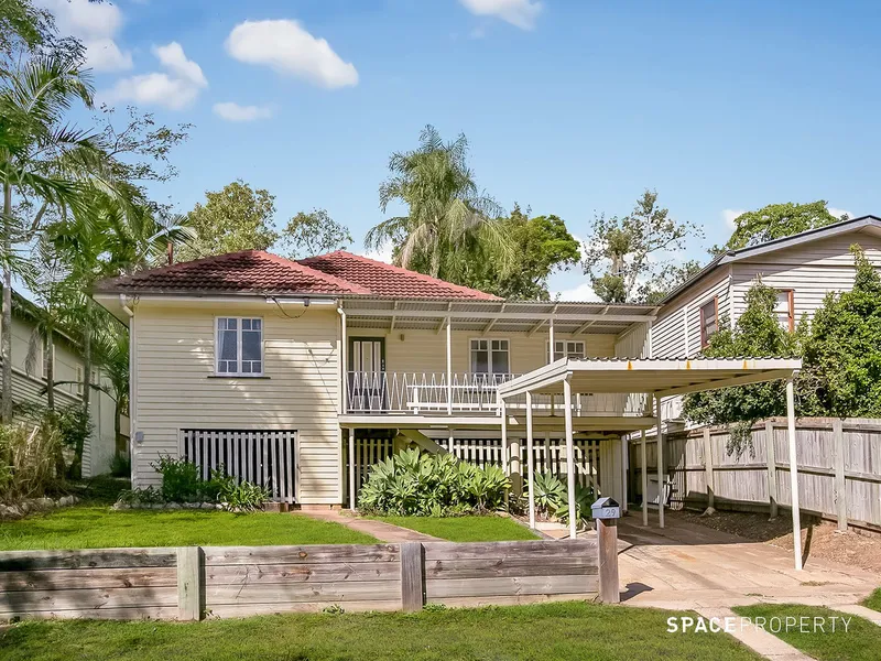 Post War, 688m2, Plenty of Potential!