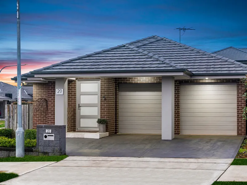 Immaculate Single Level Modern Living