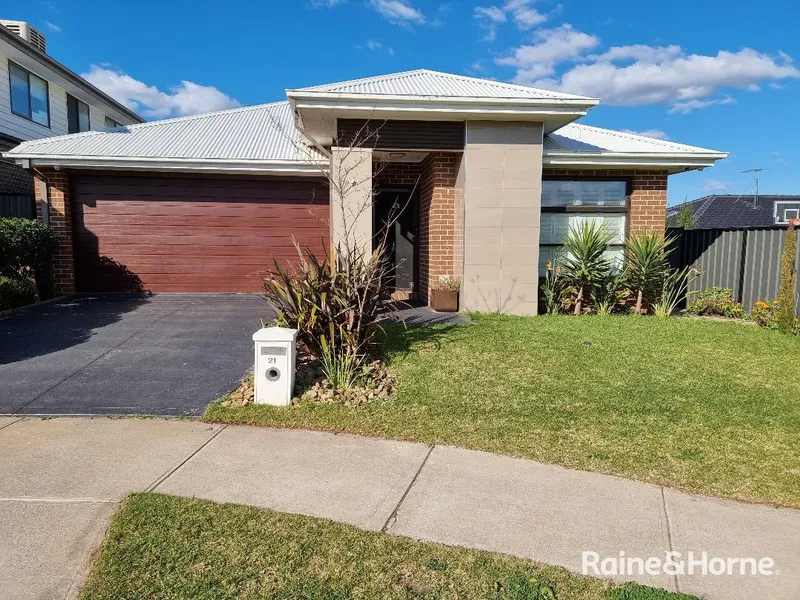 Cozy Home in Great Location!!!