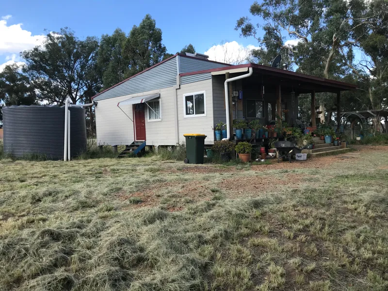 2 Bedrooms house with a bush retreat