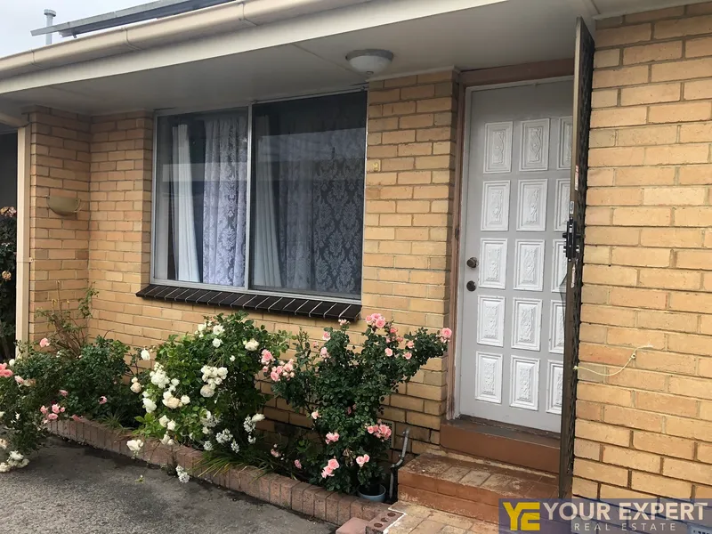 Walk to Dandenong Market, Schools and Public Transport!