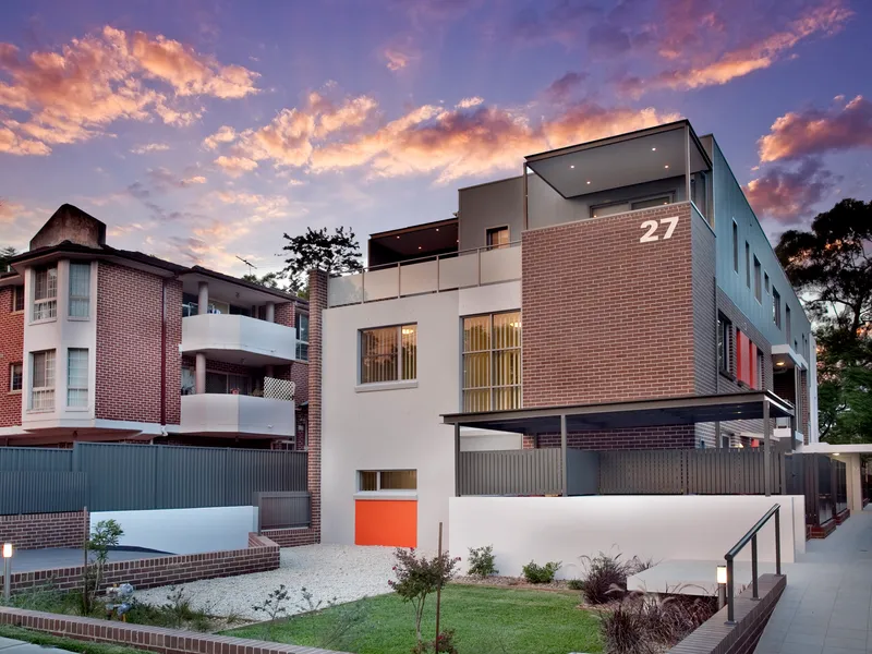 Townhouse-style three-bedroom apartment