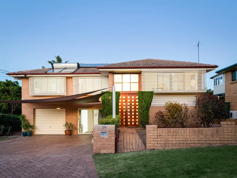 Walking distance to Mansfield SS & SHS