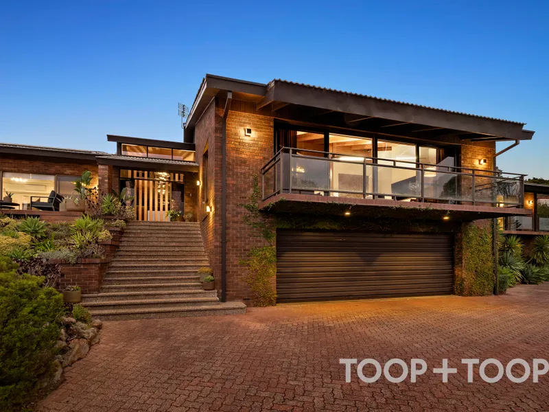 THE HIGH LIFE EXPANSIVE SHOWPIECE WITH CONTEMPORARY DESIGNER FLAIR