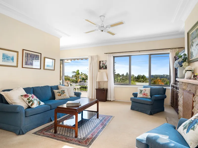 Charming Beach Cottage, Prized Position