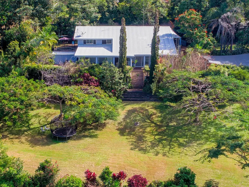 Acreage Bliss with Dual Living opportunity!