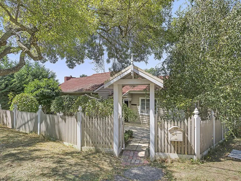 Cottage Charm, Complete Convenience