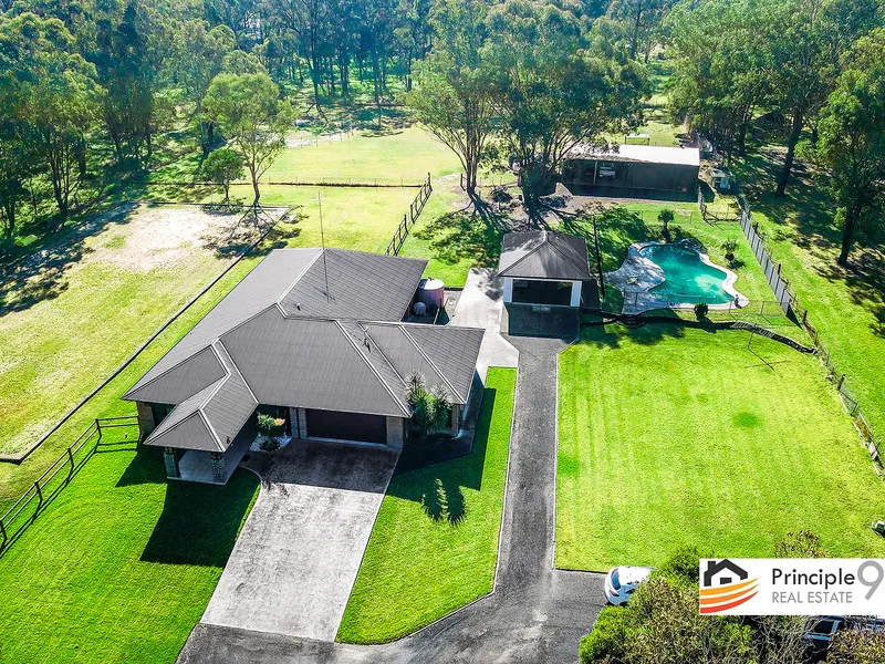 Beautiful acreage with modern family home and breathtaking views