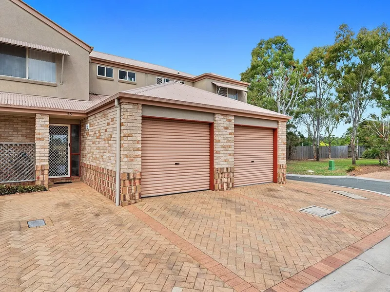 Beautiful Townhouse in Secured Gated complex