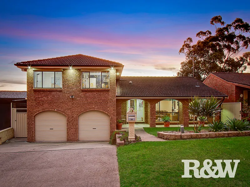 PERFECT FAMILY HOME!