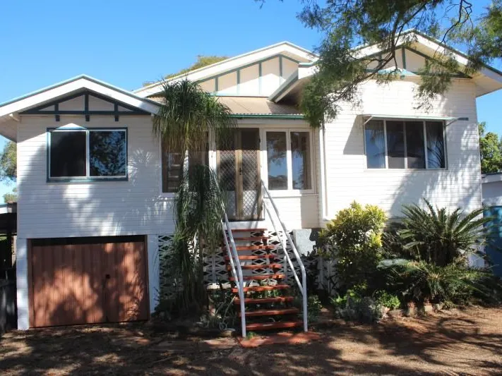 Imagine the possibilities - Res B with Bruce Highway exposure