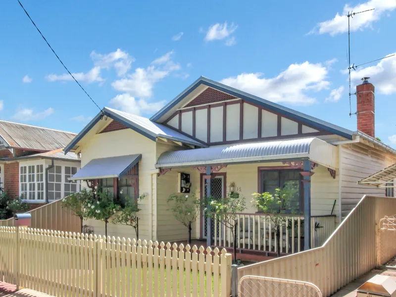 Charming Central Cottage