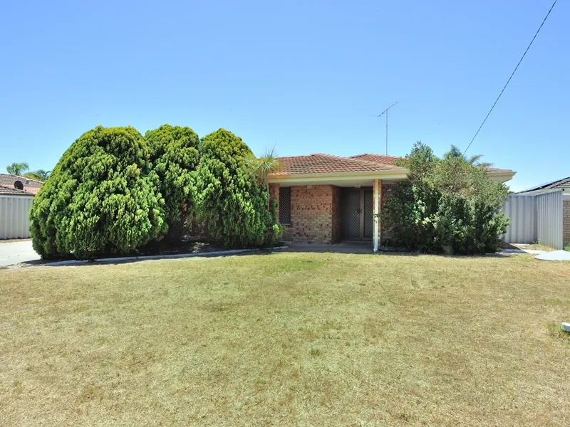 5 BEDROOM PLUS STUDY WITH POOL