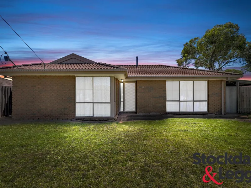 4 BEDROOM FAMILY HOME FOR RENT IN LAVERTON !!