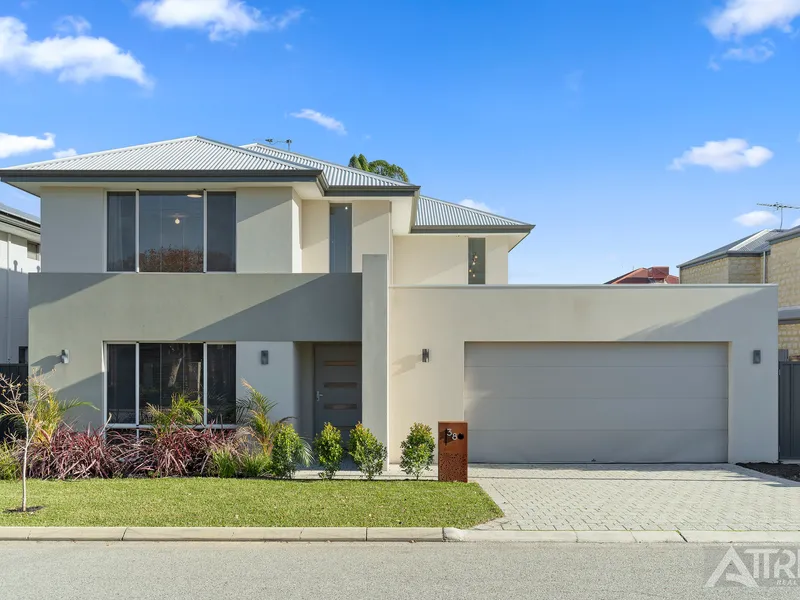 RIVERVALE STUNNER!! ENTERTAINER & FAMILY DREAM!!
