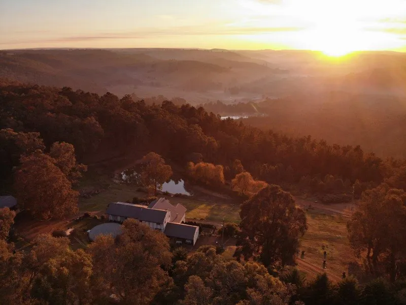 SECLUDED LUXURY & SCENIC LIFESTYLE