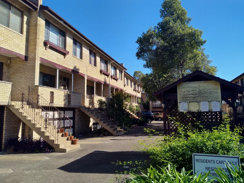 A Townhouse In Prime Location and Optimal Size