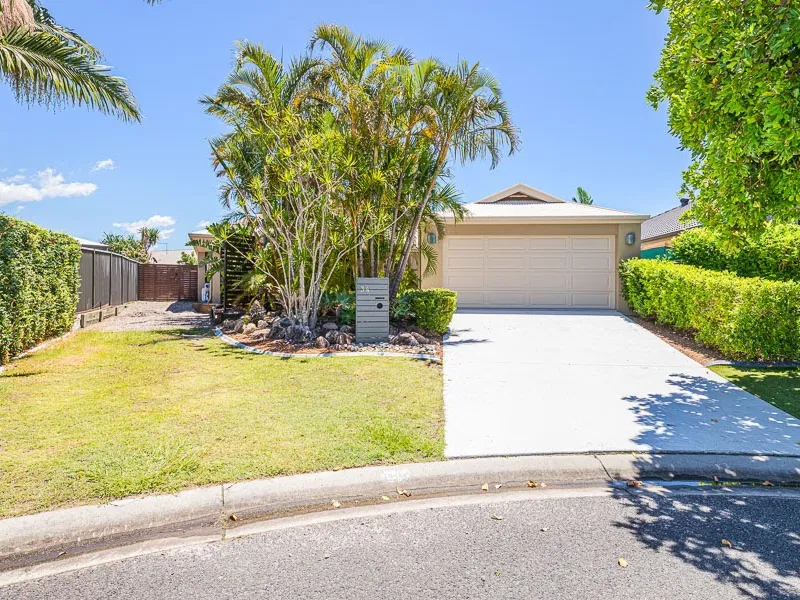 ANOTHER SOLD BY GEOFF TUTT