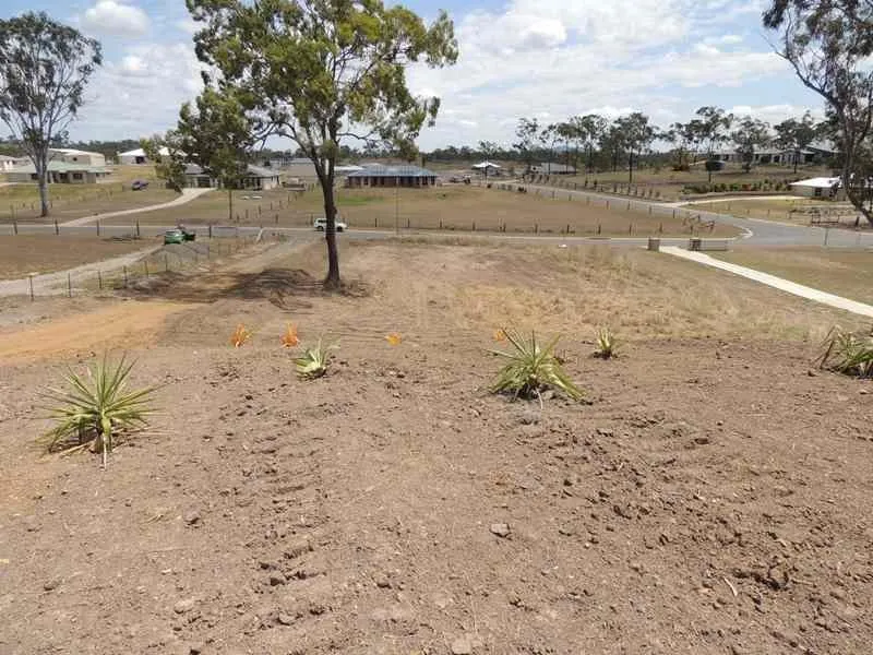 LARGE ELEVATED BLOCK IN COUNTRY CLUB ESTATE!!