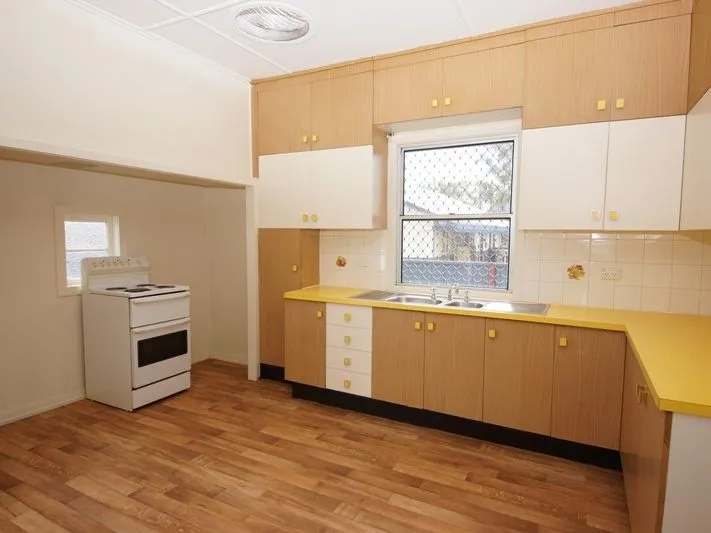 Spacious 4 Bedroom Timber Home - Great Investment or First Home