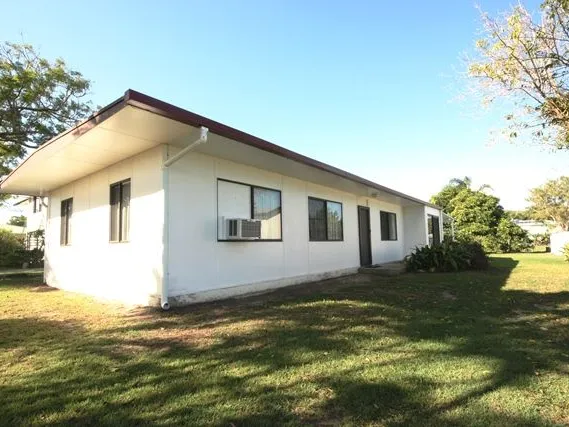 GREAT PRICE AND GREAT LOCATION !!!!!