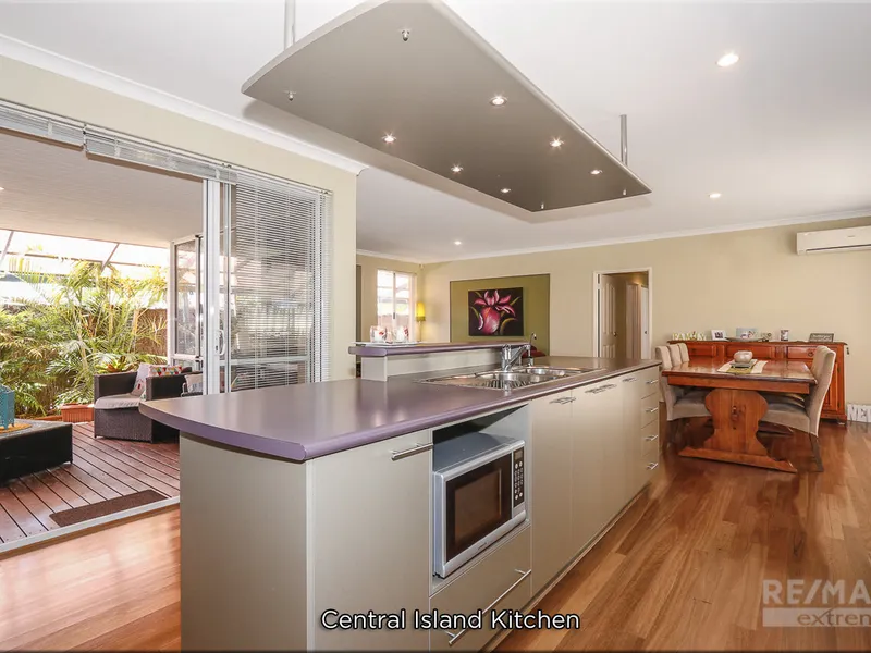 SOLD BY THE PHIL WILTSHIRE TEAM! - 0408 422 863!